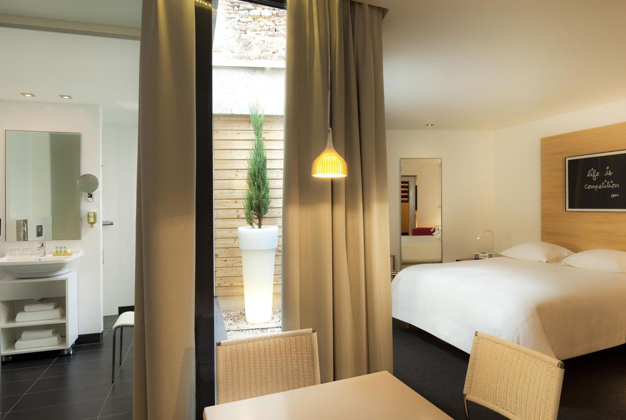 Hotel Le Pavillon 7 Obernai Buitenkant foto