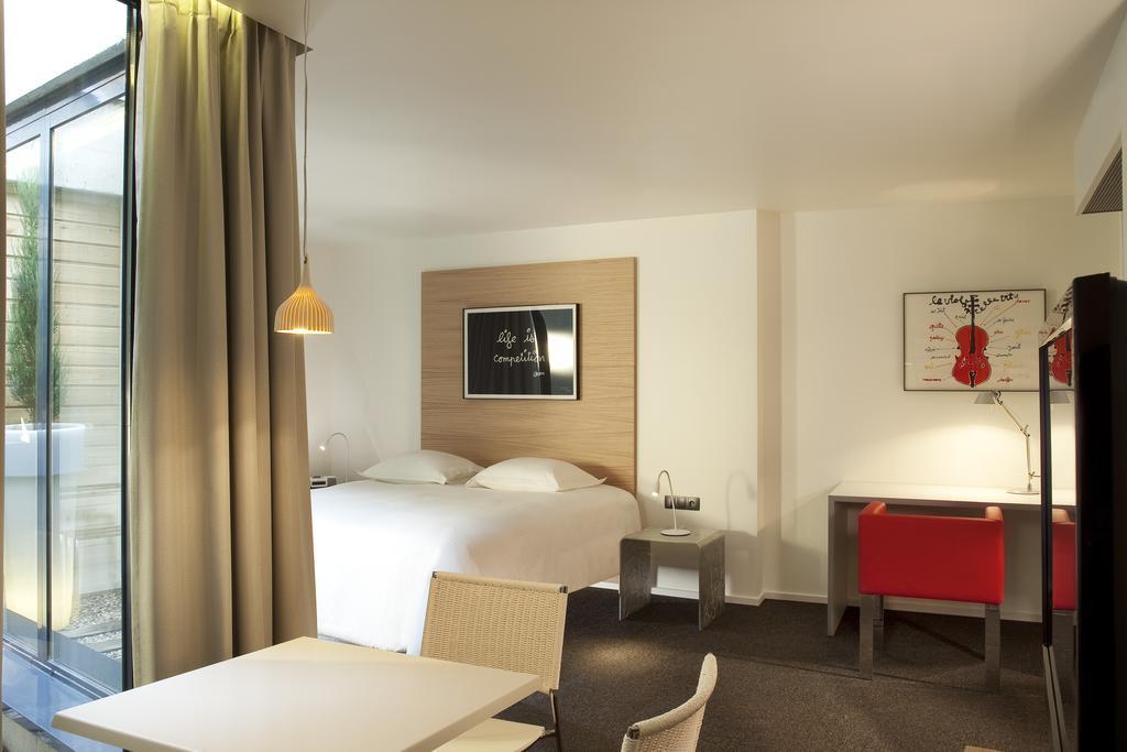 Hotel Le Pavillon 7 Obernai Kamer foto